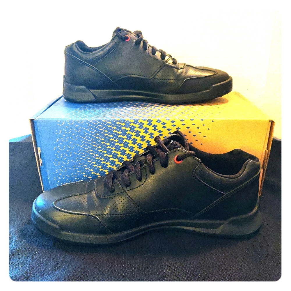 Shoes for Crews Women's Liberty Work Shoes